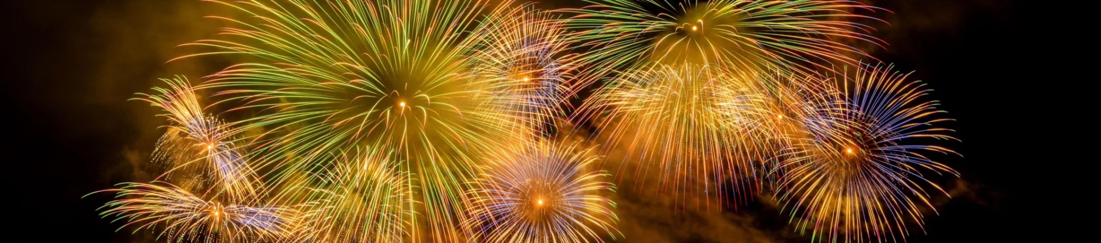 A vibrant and festive city, Cannes hosts prestigious events throughout the year, such as the Cannes Film Festival, the Régates Royales and the International Pyrotechnic Festival. Its nightlife is equally lively, with trendy bars, casinos, and clubs offering unforgettable evenings.