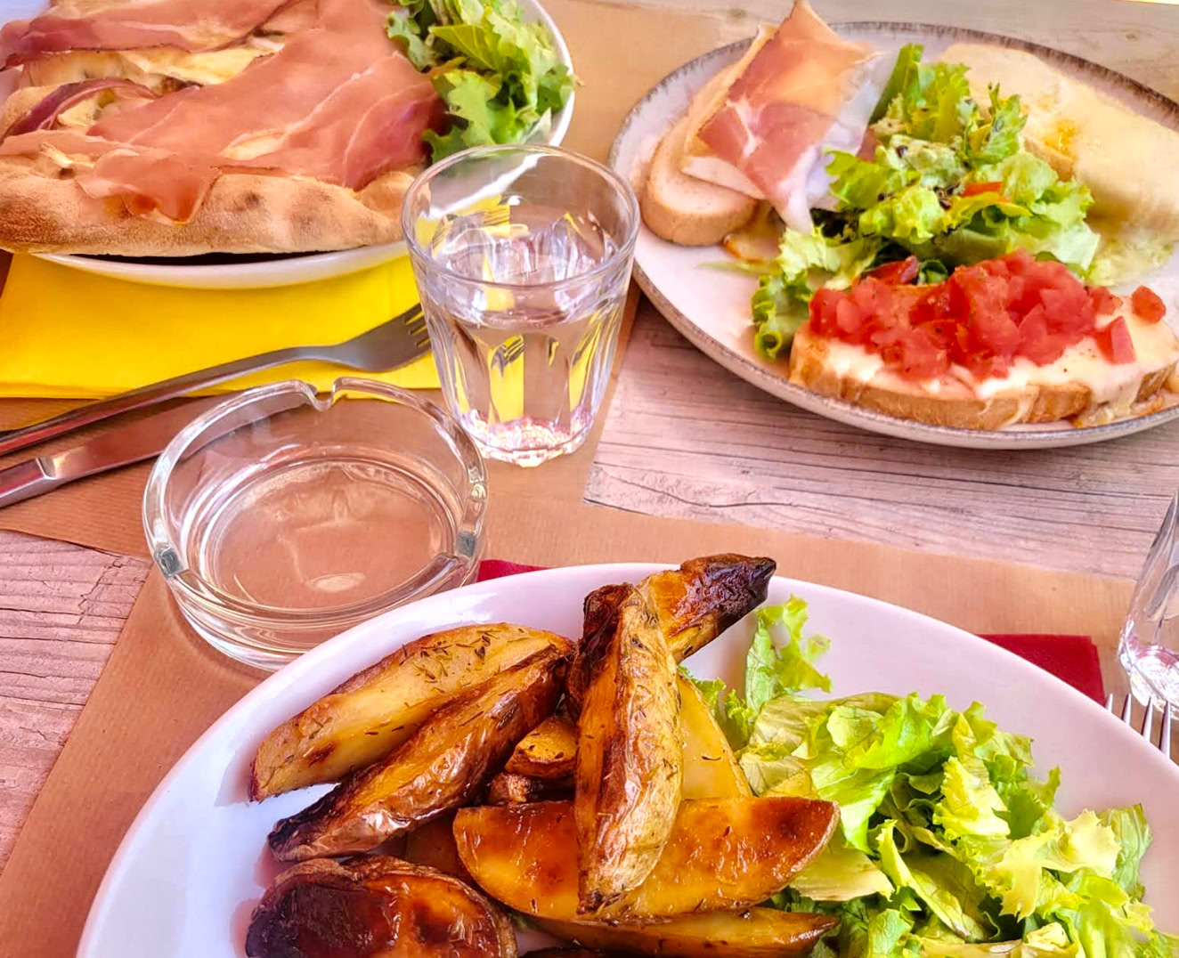 Si vous cherchez une adresse simple, authentique et conviviale à Tende, je vous recommande volontiers Stella Alpina.