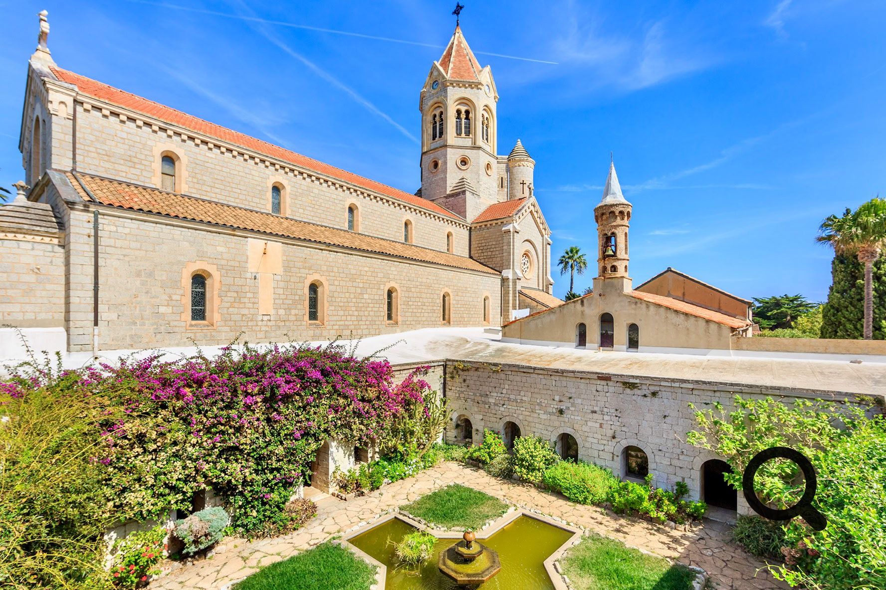 It is home to the Cistercian Abbey of Lérins, over 16 centuries old, where around twenty monks still live and produce renowned wines. Visitors can explore ancient chapels, the fortified monastery tower, and experience the unique tranquility of this spiritual site.