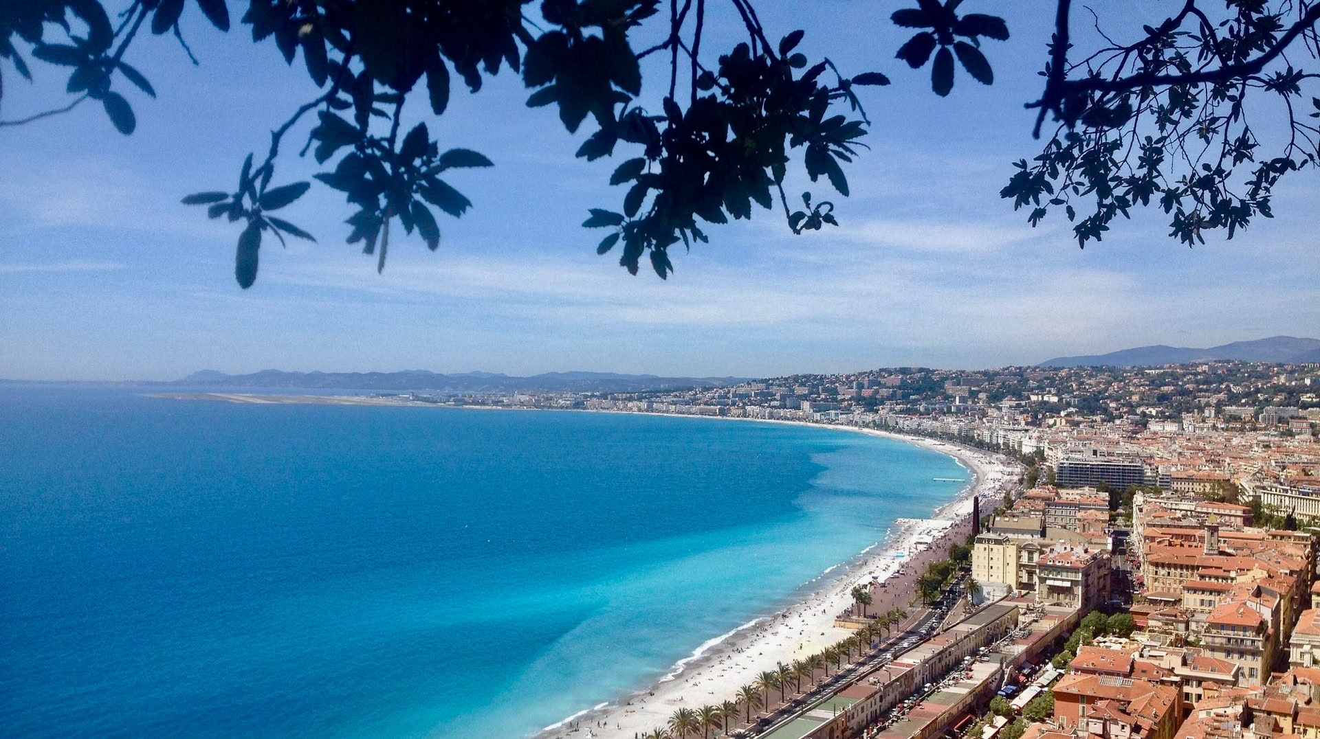 La Colline du Château est l'un des plus beaux sites de Nice et sans doute le meilleur endroit pour admirer toute la baie des Anges.