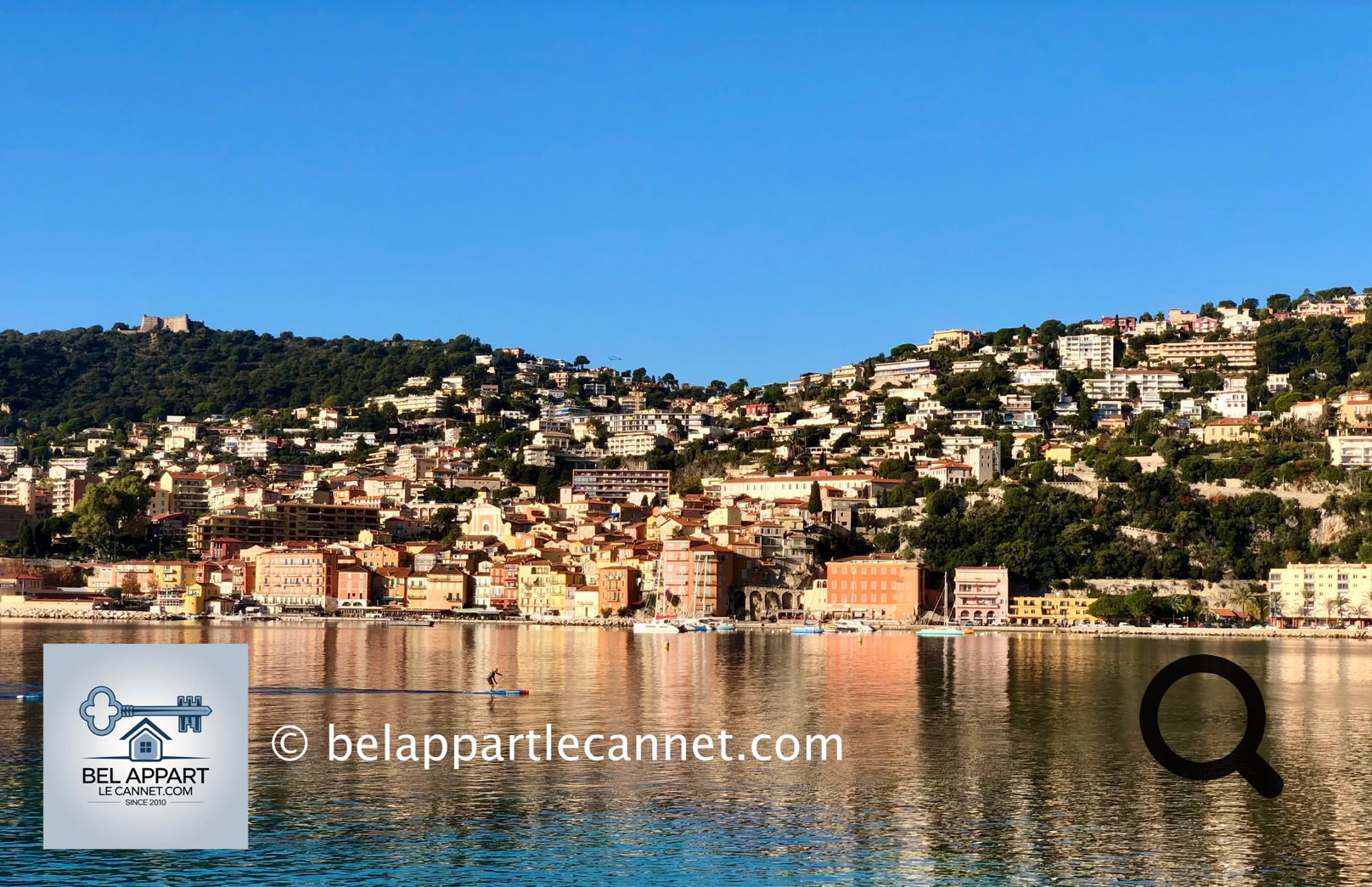 La Rade de Villefranche, l’une des plus profondes et des plus belles baies du monde, est un spectacle à elle seule. Ses eaux cristallines attirent les amateurs de baignade, de plongée et de sports nautiques. Les plages, comme la plage des Marinières, offrent un cadre idéal pour se détendre tout en admirant les yachts et voiliers qui animent la baie.