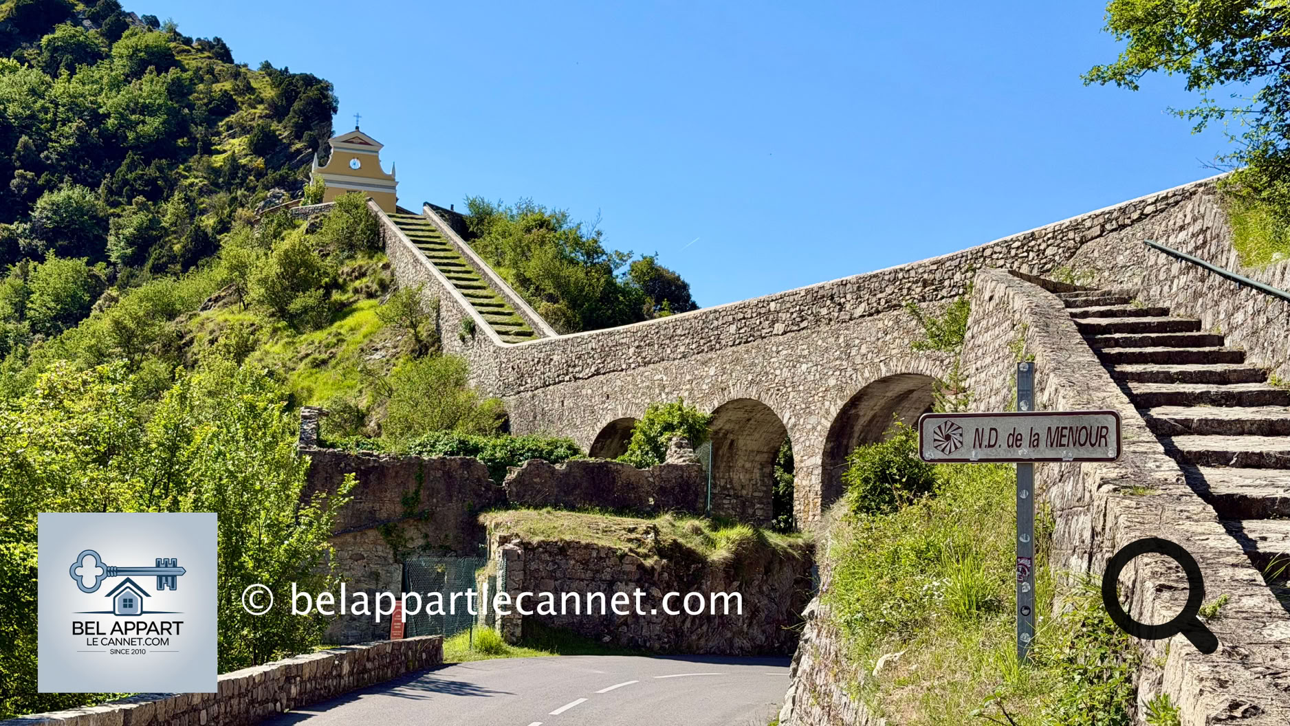 Située entre Sospel et Moulinet, sur la route qui mène au mythique Col de Turini, la Chapelle Notre-Dame de la Ménour est sans aucun doute l'un des monuments les plus surprenants et les plus méconnus de l’arrière-pays niçois.