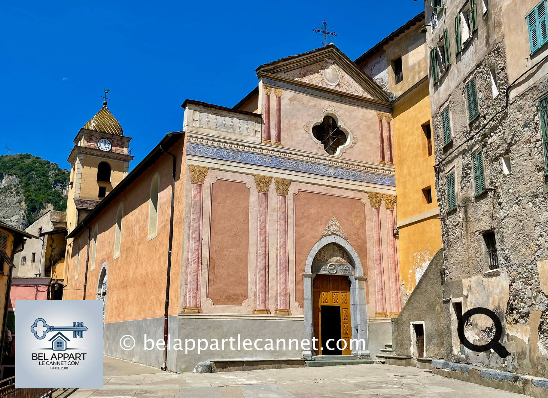 The Church of Saint-Sauveur in Saorge, now considered a true gem of Baroque art, was originally a Romanesque building. Transformed over the centuries, it now displays a profusion of dazzling, luminous, almost theatrical decorations. Its organ, built in Italy, was shipped by boat to Nice and then carried piece by piece on muleback up to Saorge in 1847 — a logistical feat that speaks to the deep attachment of the locals to their heritage. Que l’on soit sensible ou non à l’esthétique baroque, il est impossible de rester indifférent face à tant de faste et d’opulence.